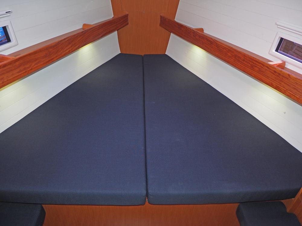 Cabin en avant, H&eacute;bergements